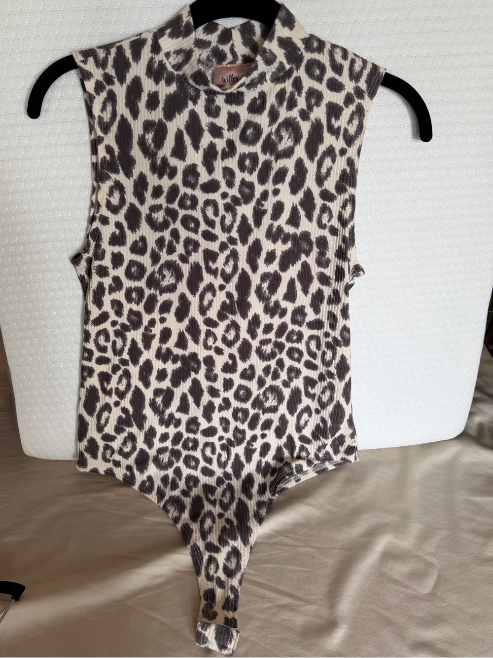 Sleeveless Leopard Print Bodysuit - Cream/Black